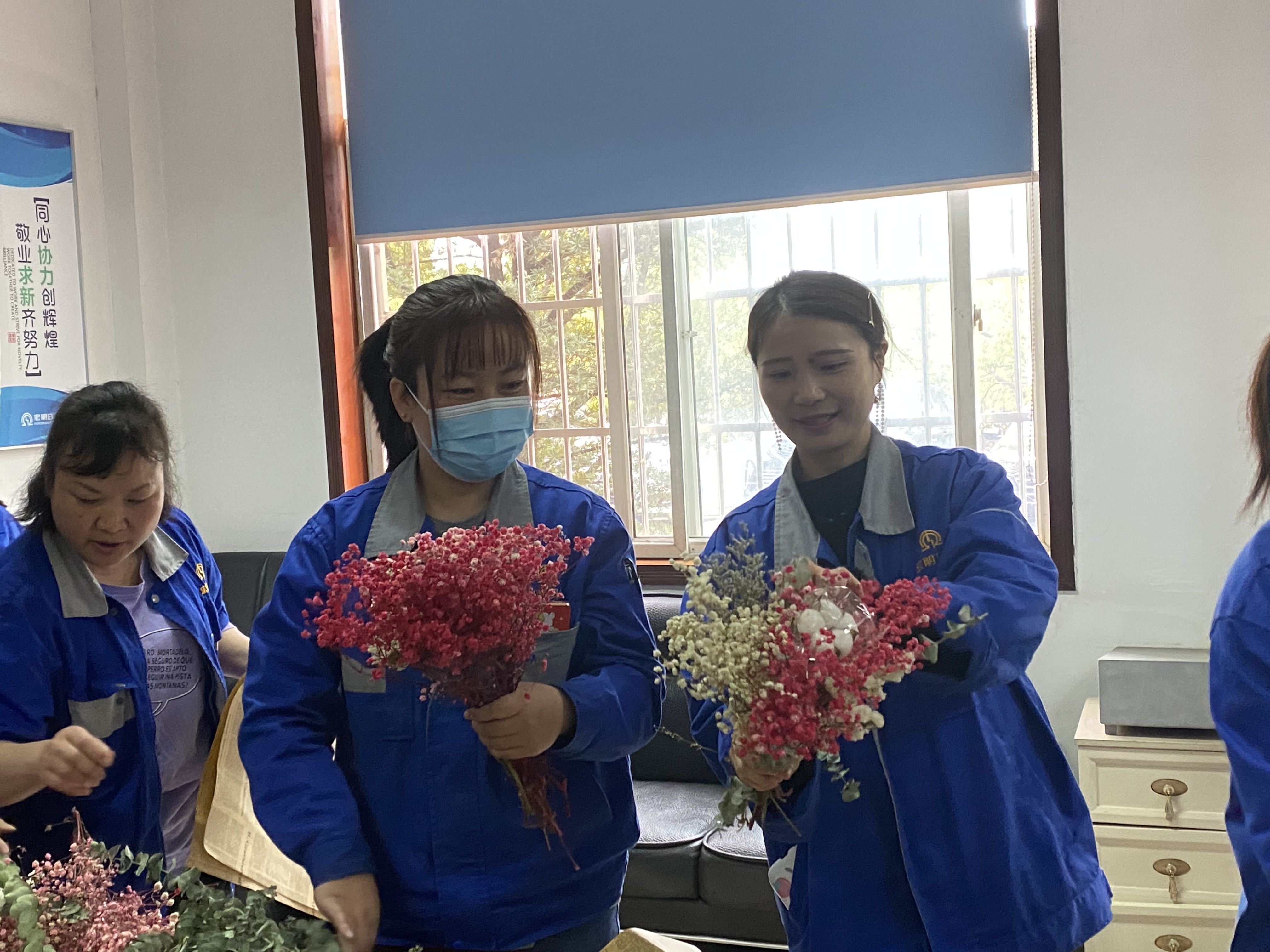 乐竞手机平台,宏明日望,株洲电子科技,湖南电容器,株洲电容器,电容器